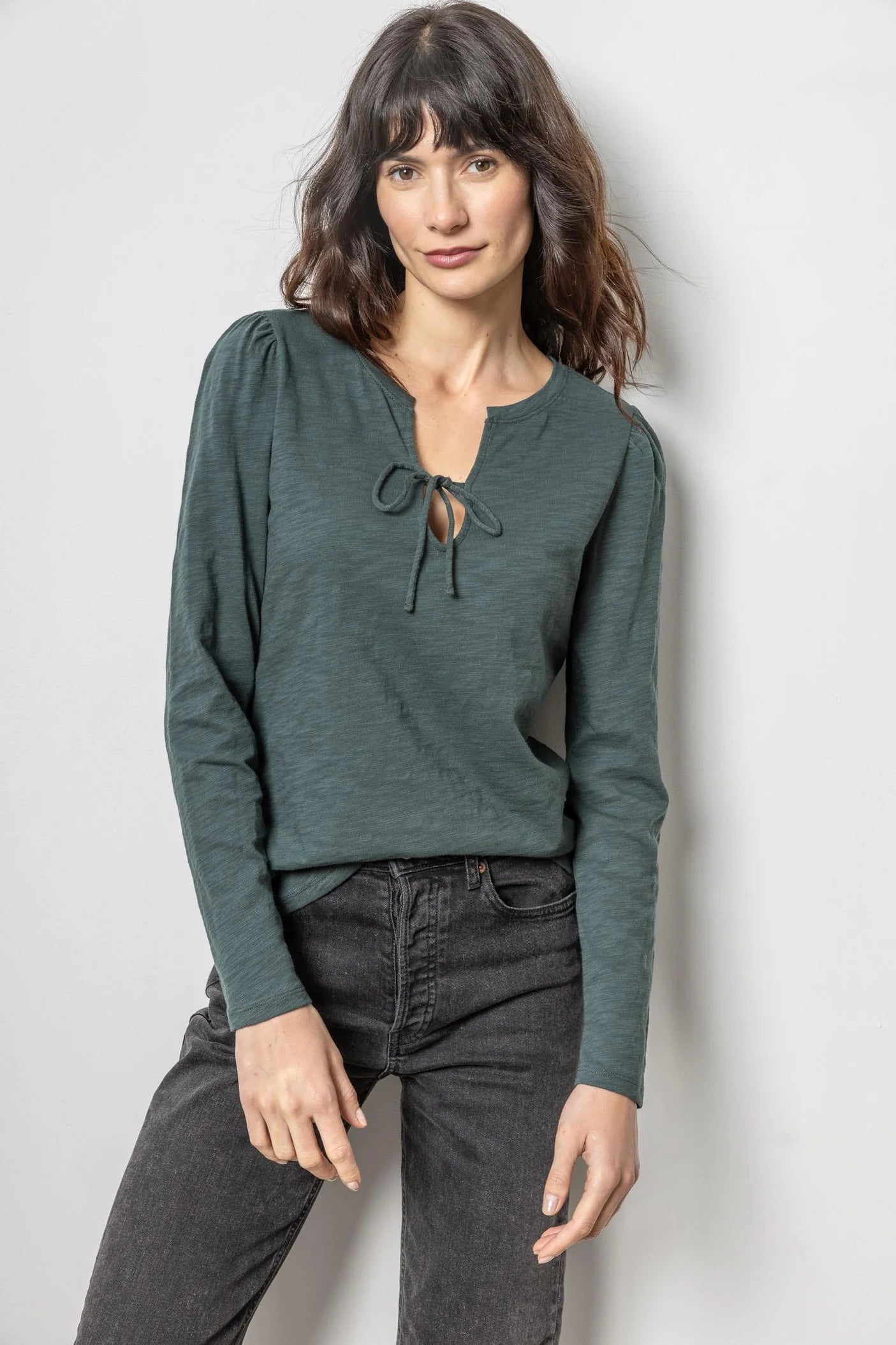 Tie Front Split Neck Tee in Evergreen