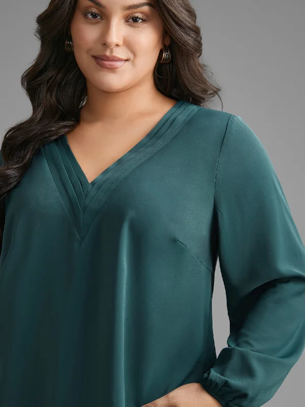 V Neck Pleated Lantern Sleeve Blouse