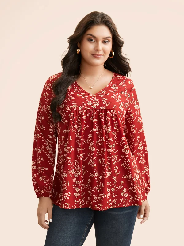 Ditsy Floral Split Hem Gathered Blouse