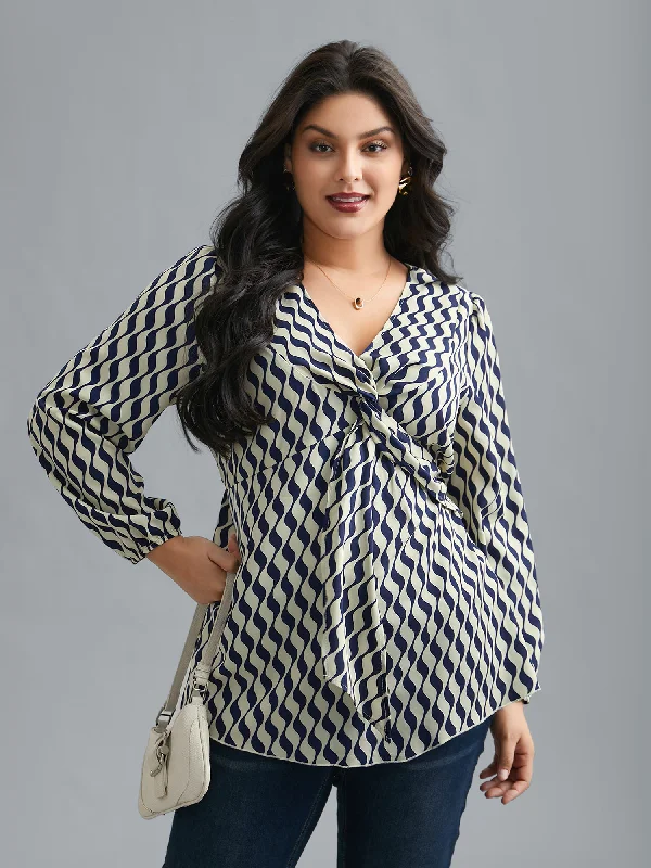 Geometric Print Twist Front Blouse