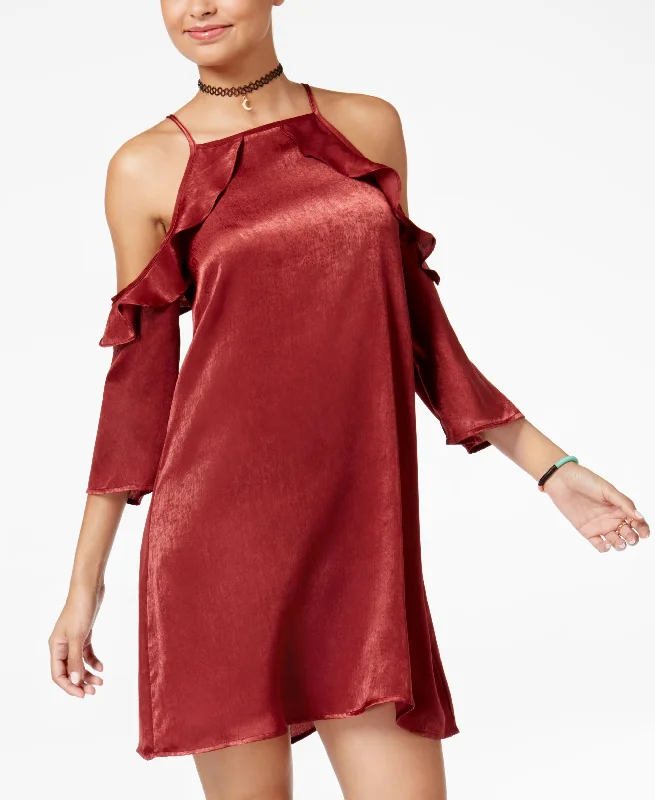 Juniors' Cold-Shoulder Shift Dress